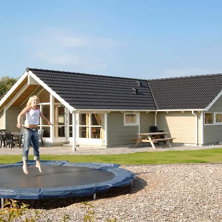 別荘 Four-Bedroom Holiday Home In Hemmet 2 *