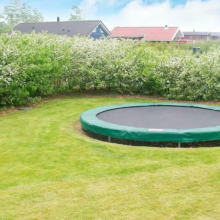 Four-Bedroom Holiday Home In Hemmet 2 *