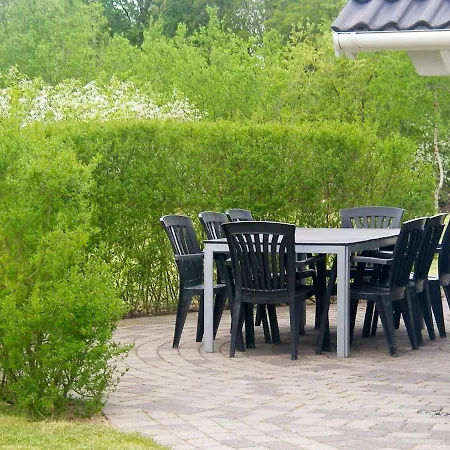 Four-Bedroom Holiday Home In Hemmet 2