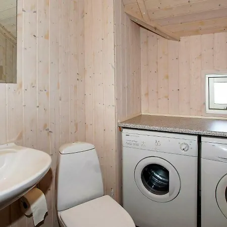 Four-Bedroom Holiday Home In Hemmet 2 別荘 *