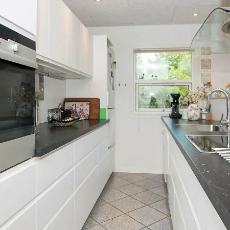 Four-Bedroom Holiday Home In Hemmet 2 別荘 *